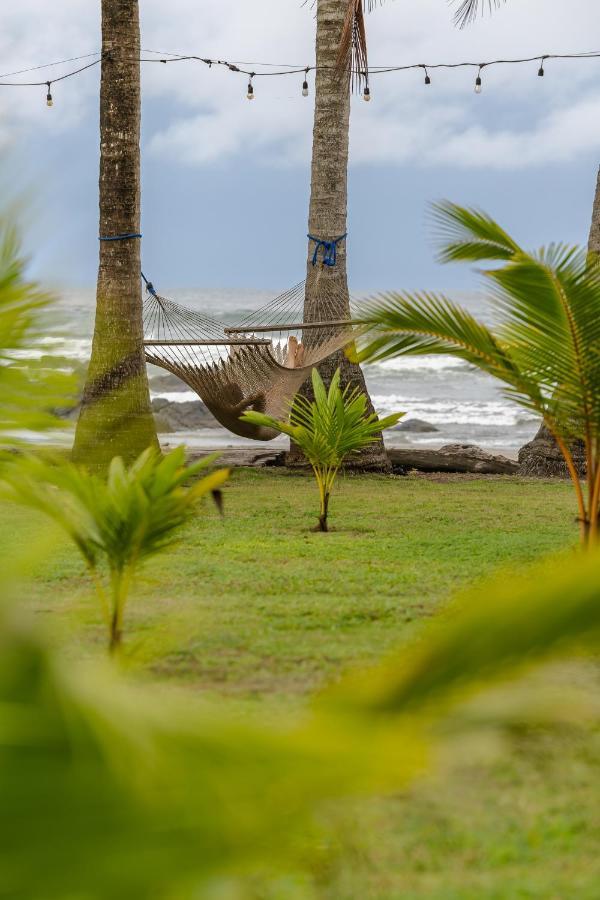 Salvatierra Beachfront Hotel Puerto Coyote Eksteriør bilde