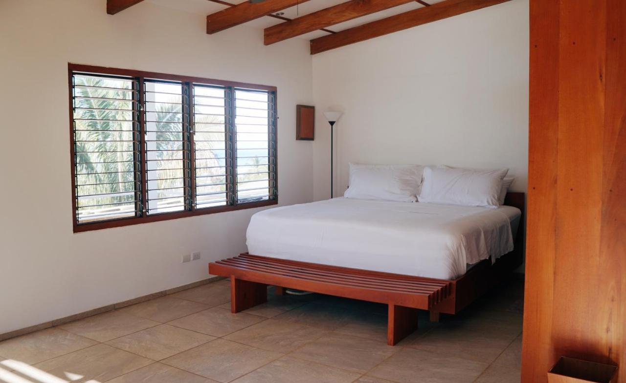 Salvatierra Beachfront Hotel Puerto Coyote Eksteriør bilde