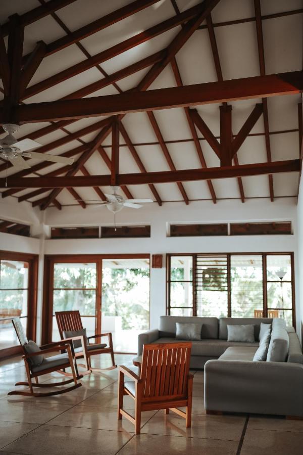 Salvatierra Beachfront Hotel Puerto Coyote Eksteriør bilde
